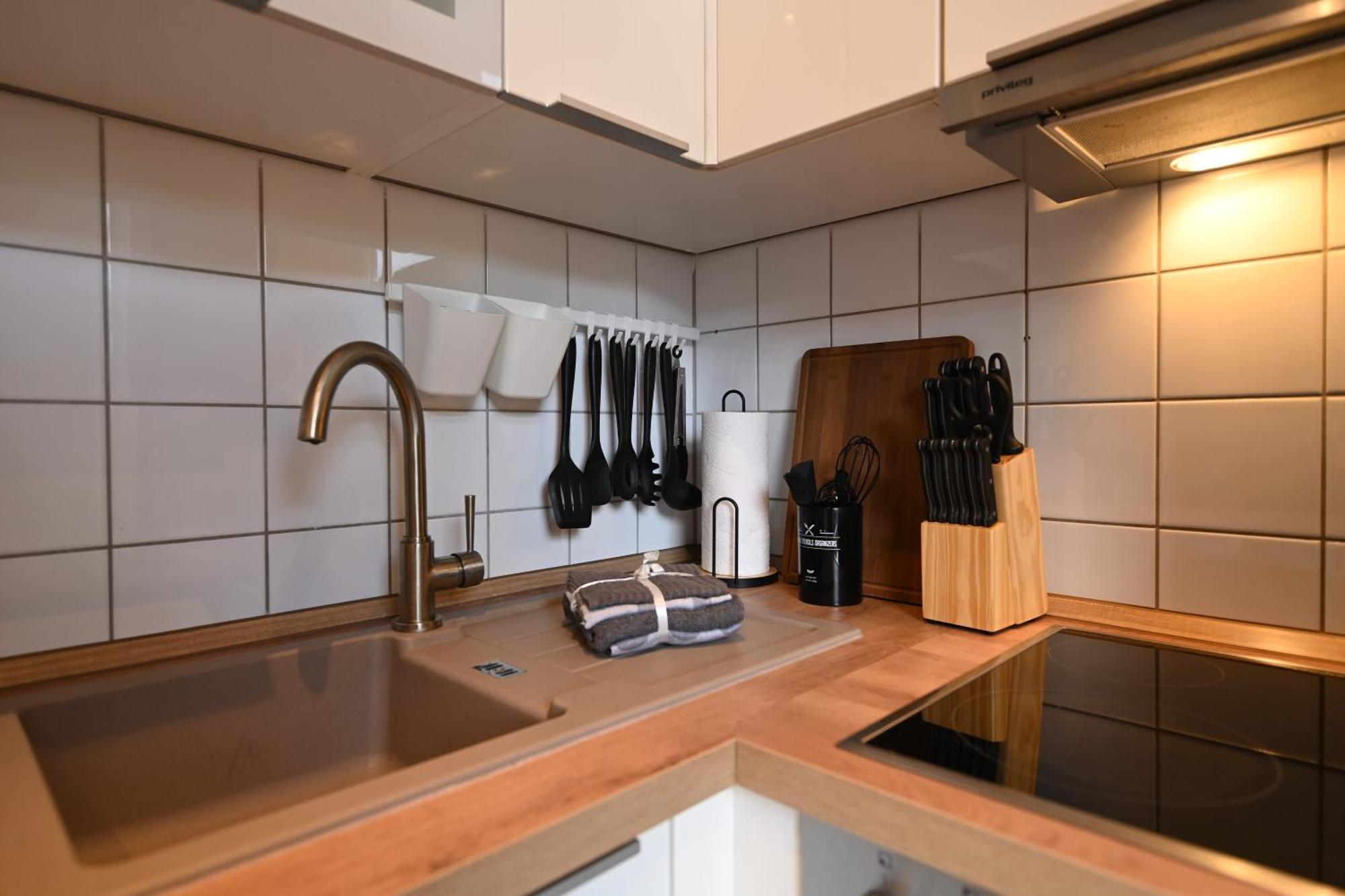 Dessaus Motto Appartements! Solo - Paerchen - Familien - Gruppen Exterior foto