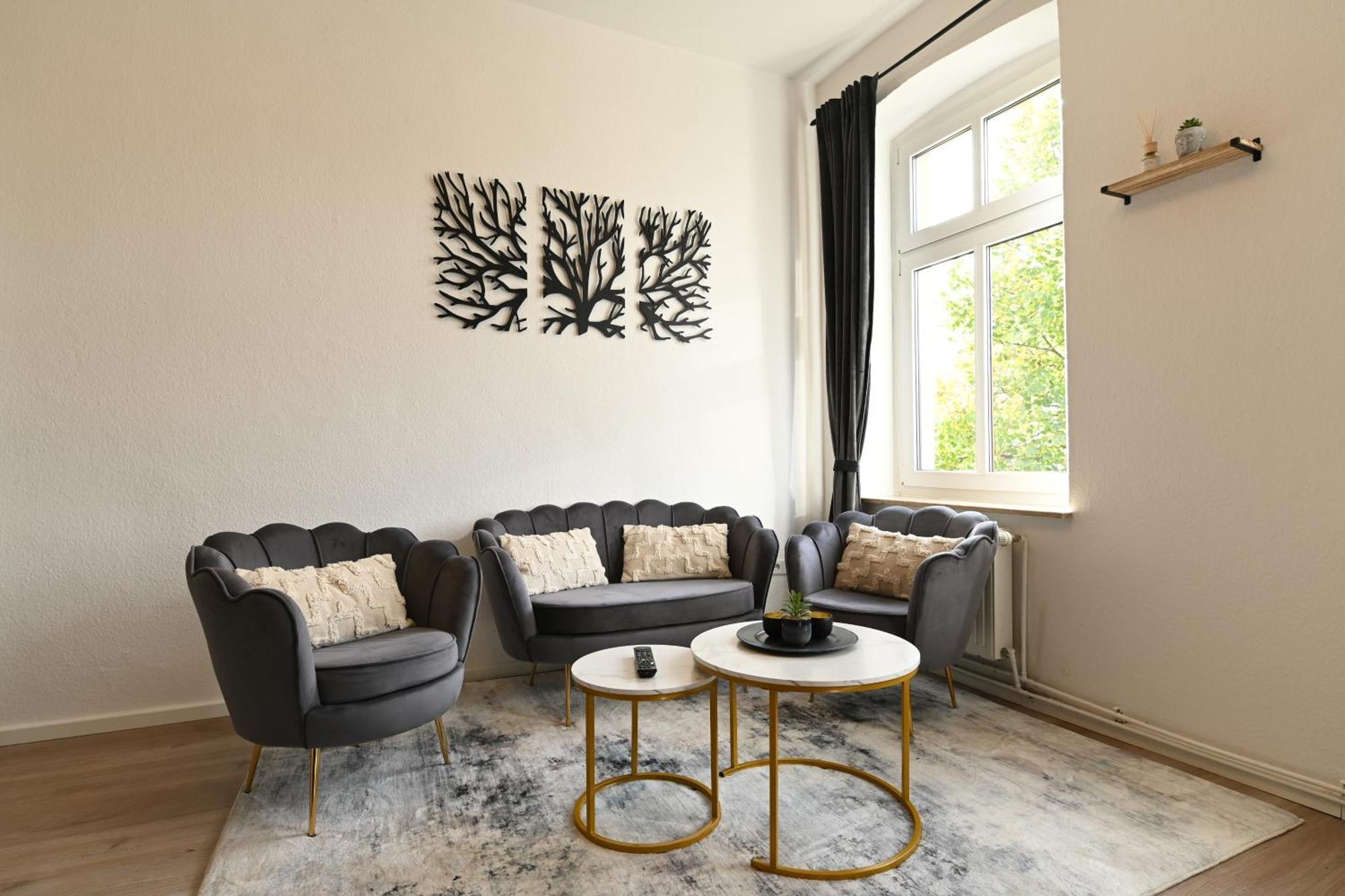 Dessaus Motto Appartements! Solo - Paerchen - Familien - Gruppen Exterior foto